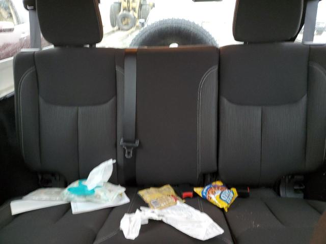 1C4BJWEG3GL125016 - 2016 JEEP WRANGLER U SAHARA SILVER photo 10