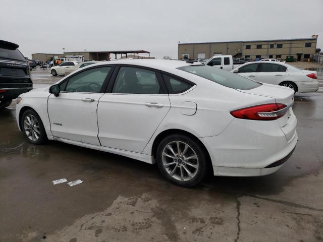 3FA6P0LU2HR386040 - 2017 FORD FUSION SE HYBRID WHITE photo 2