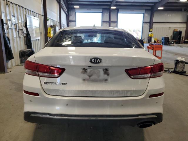 5XXGT4L34KG343267 - 2019 KIA OPTIMA LX WHITE photo 6