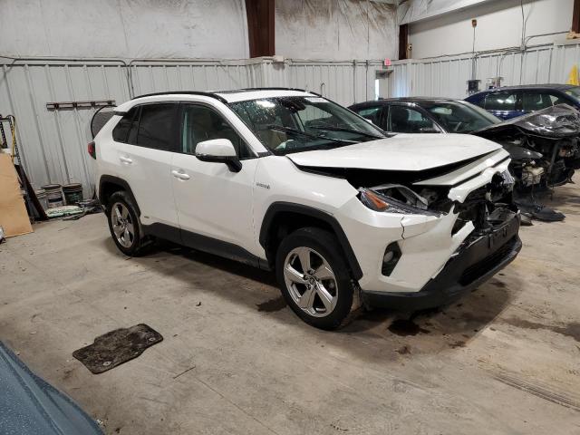 2T3B6RFV4MW029551 - 2021 TOYOTA RAV4 XLE PREMIUM WHITE photo 4