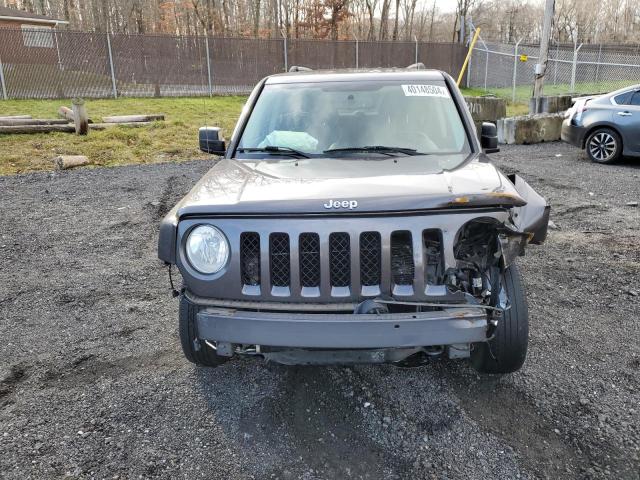 1C4NJRFB8HD145243 - 2017 JEEP PATRIOT LATITUDE GRAY photo 5