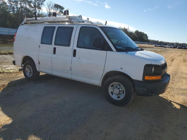 1GCWGFCA0D1902791 - 2013 CHEVROLET EXPRESS G2 WHITE photo 4