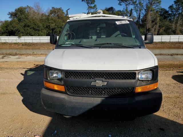 1GCWGFCA0D1902791 - 2013 CHEVROLET EXPRESS G2 WHITE photo 5