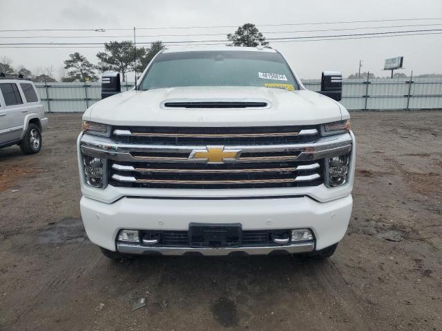 1GC4YREY8MF105899 - 2021 CHEVROLET SILVERADO K2500 HIGH COUNTRY WHITE photo 5