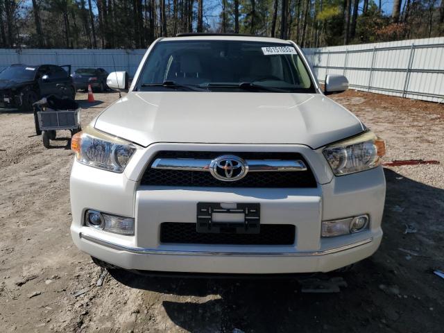 JTEBU5JRXC5077887 - 2012 TOYOTA 4RUNNER SR WHITE photo 5