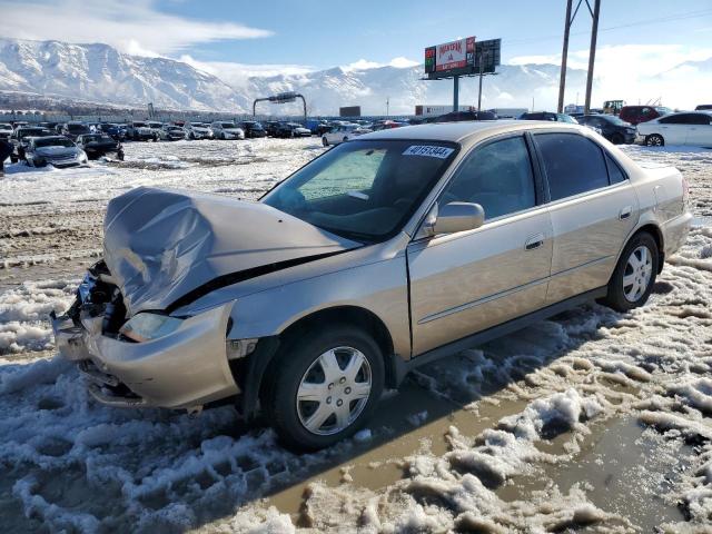 1HGCG56471A137403 - 2001 HONDA ACCORD LX BEIGE photo 1