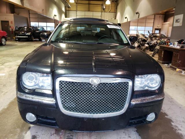 2C3LA63H38H336705 - 2008 CHRYSLER 300C BLACK photo 5