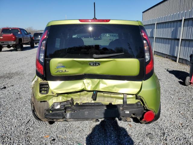 KNDJN2A25F7813125 - 2015 KIA SOUL GREEN photo 6