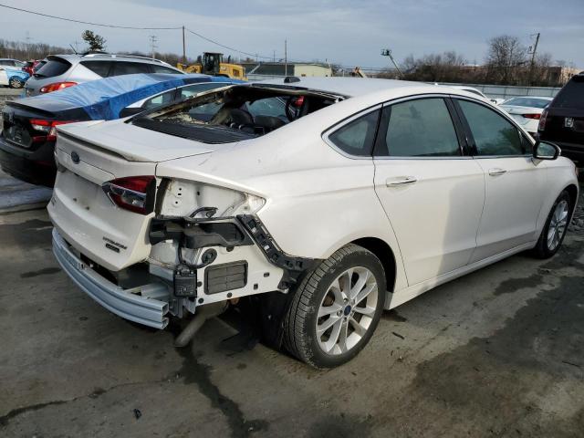 3FA6P0SUXLR132232 - 2020 FORD FUSION TITANIUM WHITE photo 3