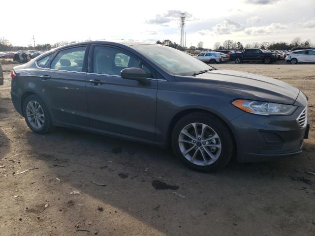 3FA6P0HD3LR228775 - 2020 FORD FUSION SE GRAY photo 4