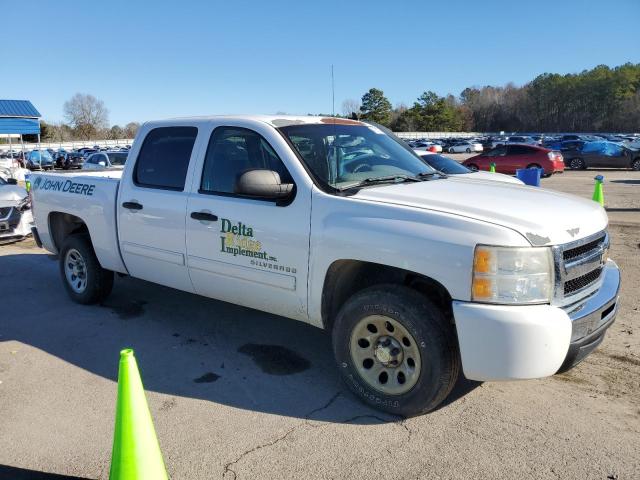 3GCPCREA6BG373067 - 2011 CHEVROLET SILVERADO C1500  LS WHITE photo 4