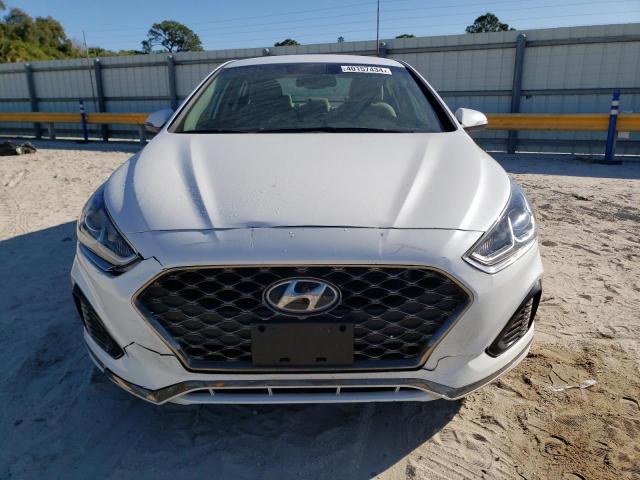 5NPE34AF2JH717849 - 2018 HYUNDAI SONATA SPORT WHITE photo 5