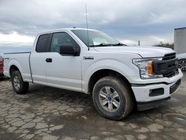 1FTEX1EP3JKD10064 - 2018 FORD F150 SUPER CAB WHITE photo 4