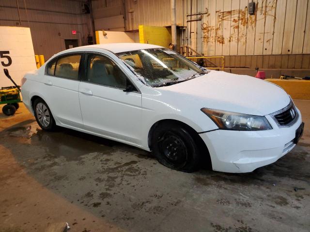 1HGCP25349A080581 - 2009 HONDA ACCORD LX WHITE photo 4