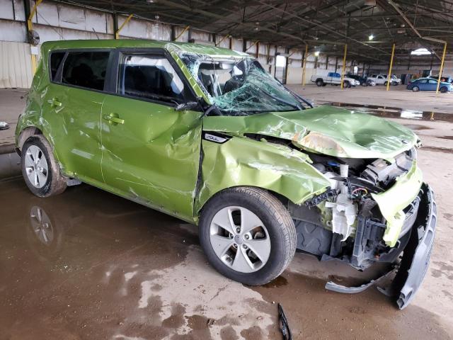 KNDJN2A28G7872641 - 2016 KIA SOUL GREEN photo 4