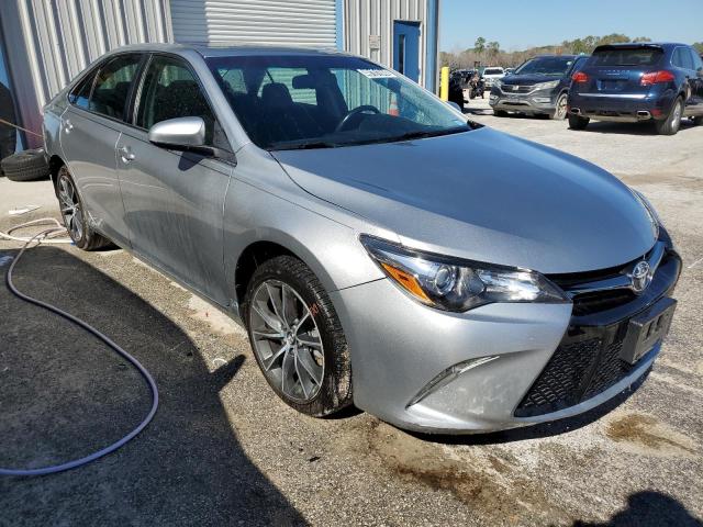 4T1BF1FK7HU687886 - 2017 TOYOTA CAMRY LE SILVER photo 4