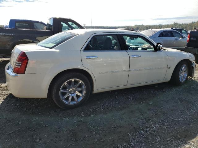 2C3KA63H76H498409 - 2006 CHRYSLER 300C CREAM photo 3