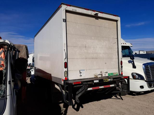 1FVACWDT28HZ60652 - 2008 FREIGHTLINER M2 106 MEDIUM DUTY WHITE photo 2