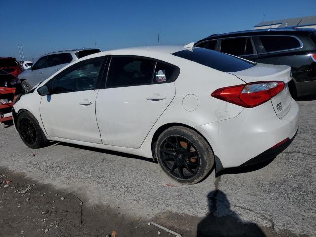 KNAFK4A65E5060703 - 2014 KIA FORTE LX WHITE photo 2