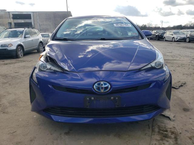 JTDKARFU1H3528550 - 2017 TOYOTA PRIUS BLUE photo 5