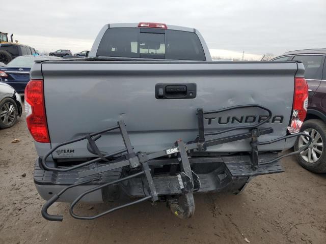 5TFUW5F12KX808552 - 2019 TOYOTA TUNDRA DOUBLE CAB SR/SR5 GRAY photo 6