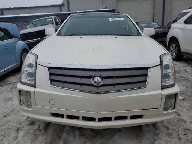 1GYEE637640176716 - 2004 CADILLAC SRX WHITE photo 5