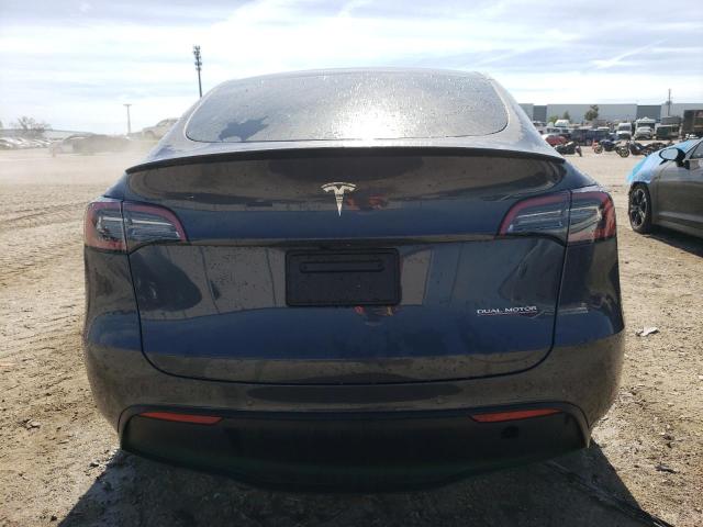 7SAYGDEF6NF544632 - 2022 TESLA MODEL Y GRAY photo 6