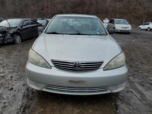 4T1BE32KX5U055738 - 2005 TOYOTA CAMRY LE SILVER photo 5