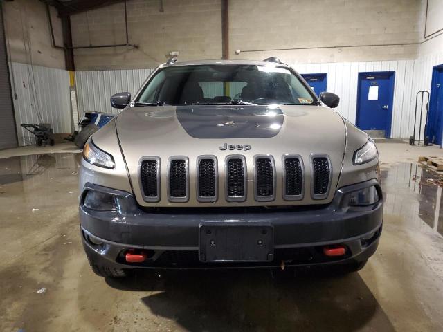 1C4PJMBS0HW588475 - 2017 JEEP CHEROKEE TRAILHAWK TAN photo 5