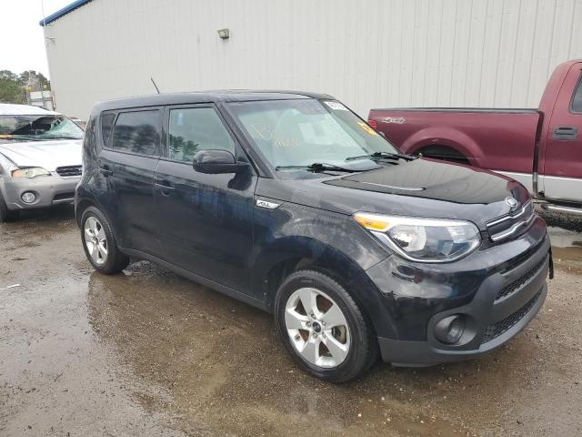 KNDJN2A27H7470059 - 2017 KIA SOUL BLACK photo 4