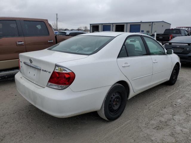 4T1BE32K55U569545 - 2005 TOYOTA CAMRY LE WHITE photo 3