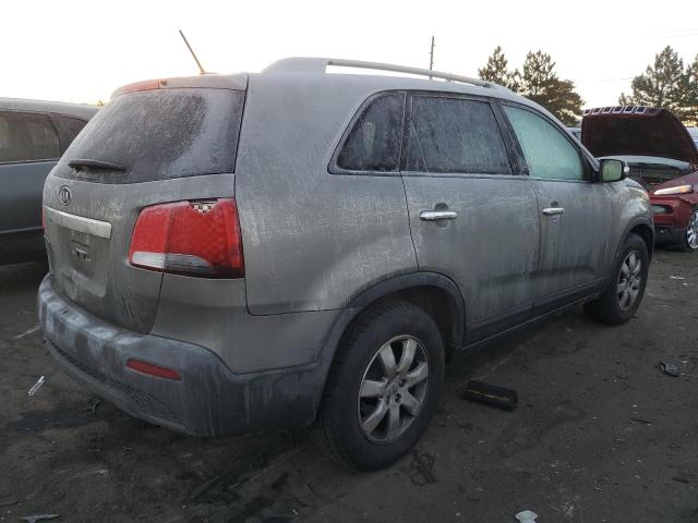 5XYKTDA23DG323188 - 2013 KIA SORENTO LX GRAY photo 3