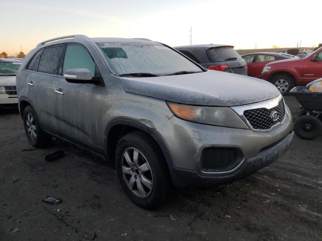 5XYKTDA23DG323188 - 2013 KIA SORENTO LX GRAY photo 4