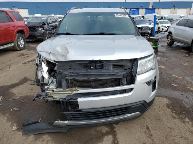 1FM5K7D81JGC32507 - 2018 FORD EXPLORER XLT SILVER photo 5