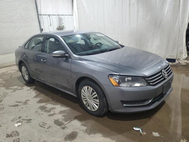 1VWAT7A39FC048100 - 2015 VOLKSWAGEN PASSAT S GRAY photo 4