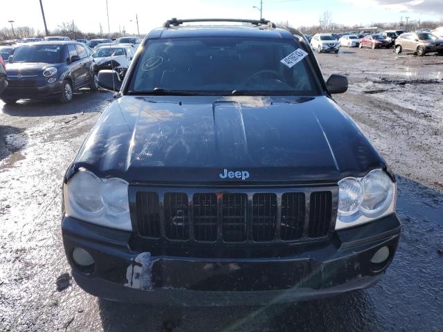 1J8GR48K47C525694 - 2007 JEEP GRAND CHER LAREDO BLACK photo 5