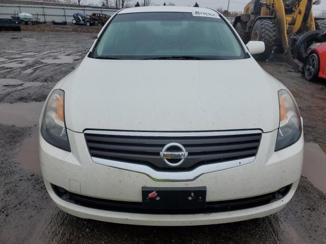 1N4AL21E09C200816 - 2009 NISSAN ALTIMA 2.5 WHITE photo 5