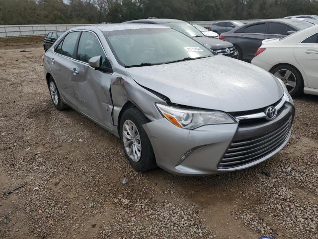 4T1BF1FK8GU578013 - 2016 TOYOTA CAMRY LE SILVER photo 4
