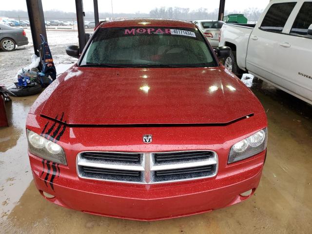 2B3LA43GX6H407307 - 2006 DODGE CHARGER SE RED photo 5