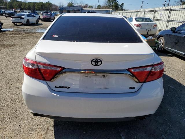 4T1BF1FKXGU142893 - 2016 TOYOTA CAMRY LE WHITE photo 6