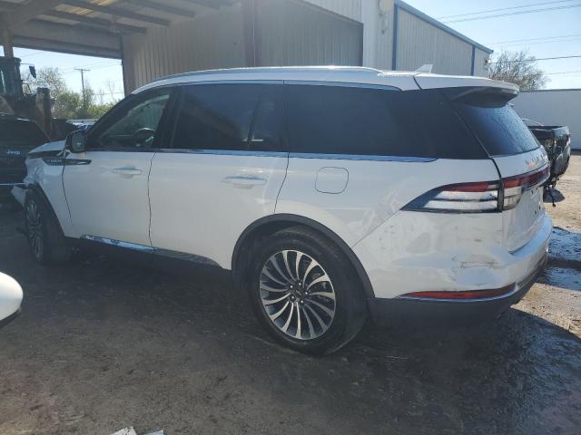 5LM5J7WC8LGL19311 - 2020 LINCOLN AVIATOR RESERVE WHITE photo 2