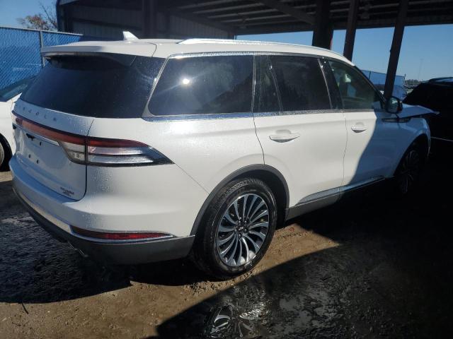 5LM5J7WC8LGL19311 - 2020 LINCOLN AVIATOR RESERVE WHITE photo 3