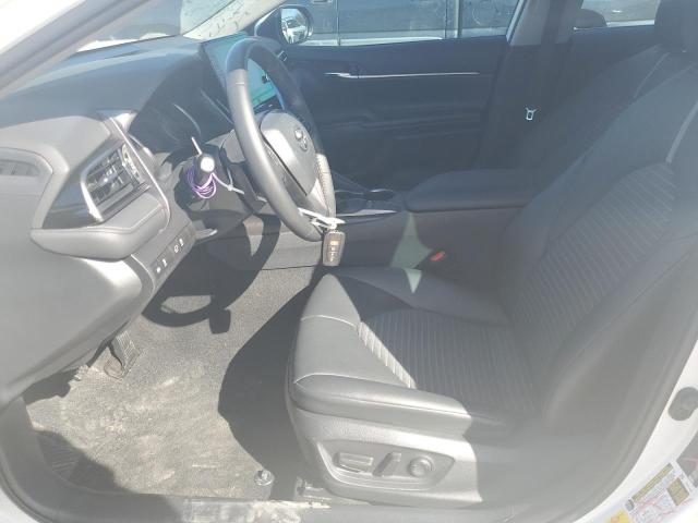 4T1S11AK6PU132433 - 2023 TOYOTA CAMRY SE NIGHT SHADE WHITE photo 7