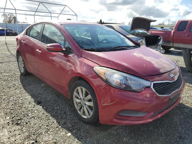 KNAFX4A62G5462750 - 2016 KIA FORTE LX RED photo 4