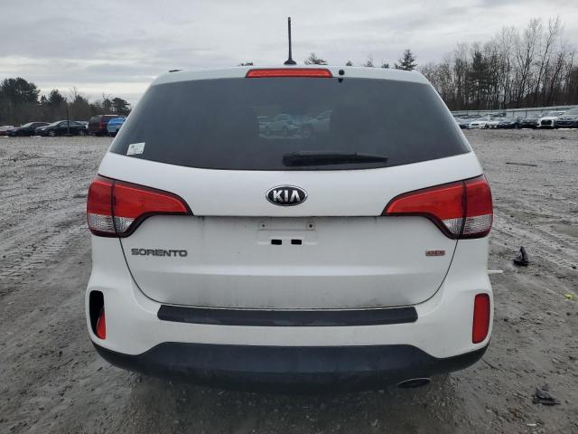 5XYKT3A61FG592628 - 2015 KIA SORENTO LX WHITE photo 6