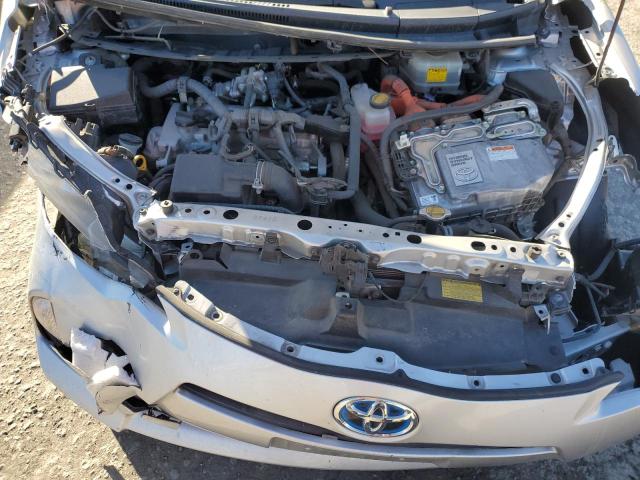 JTDKDTB37E1568141 - 2014 TOYOTA PRIUS C GRAY photo 11