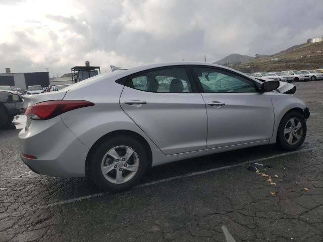 5NPDH4AE7FH643842 - 2015 HYUNDAI ELANTRA SE SILVER photo 3