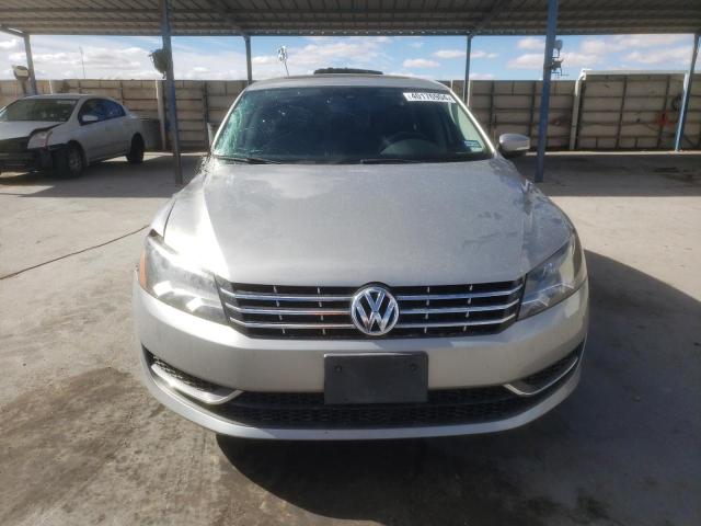 1VWBN7A3XEC008170 - 2014 VOLKSWAGEN PASSAT SE SILVER photo 5