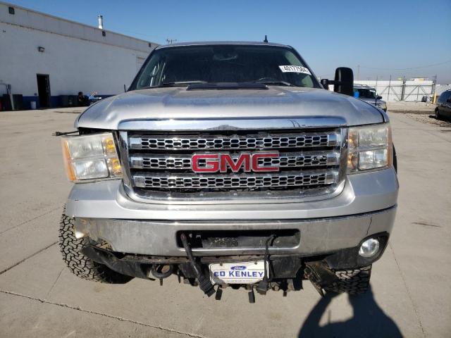 1GT120C80DF105771 - 2013 GMC SIERRA K2500 SLE SILVER photo 5