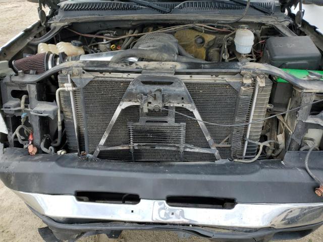 1GCHK23U64F241619 - 2004 CHEVROLET SILVERADO K2500 HEAVY DUTY WHITE photo 11